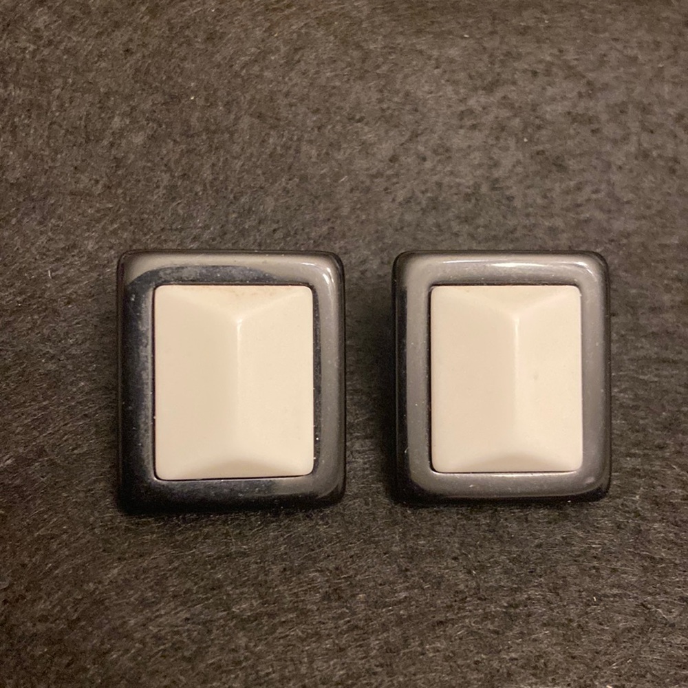 Square Shaped Black and White Vintage Style Earrings.